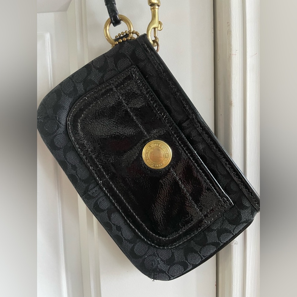 Black Coach wristlet